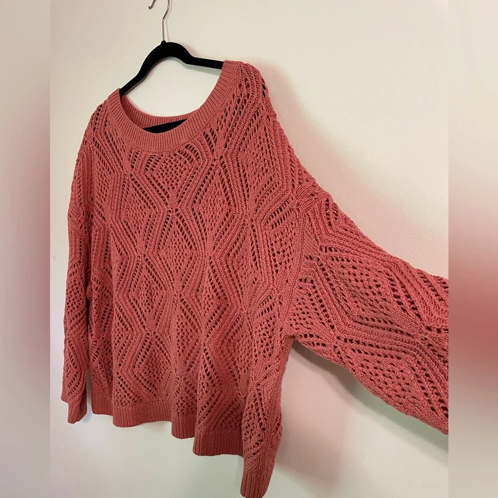 Old Navy Pointelle Boat-Neck Lightweight Sweater - Picture 10 of 11